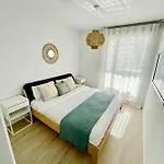 Marina Real 82 By Homeprive Apartman Denia