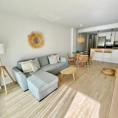 Marina Real 82 By Homeprive