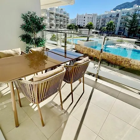 Marina Real 82 By Homeprive *